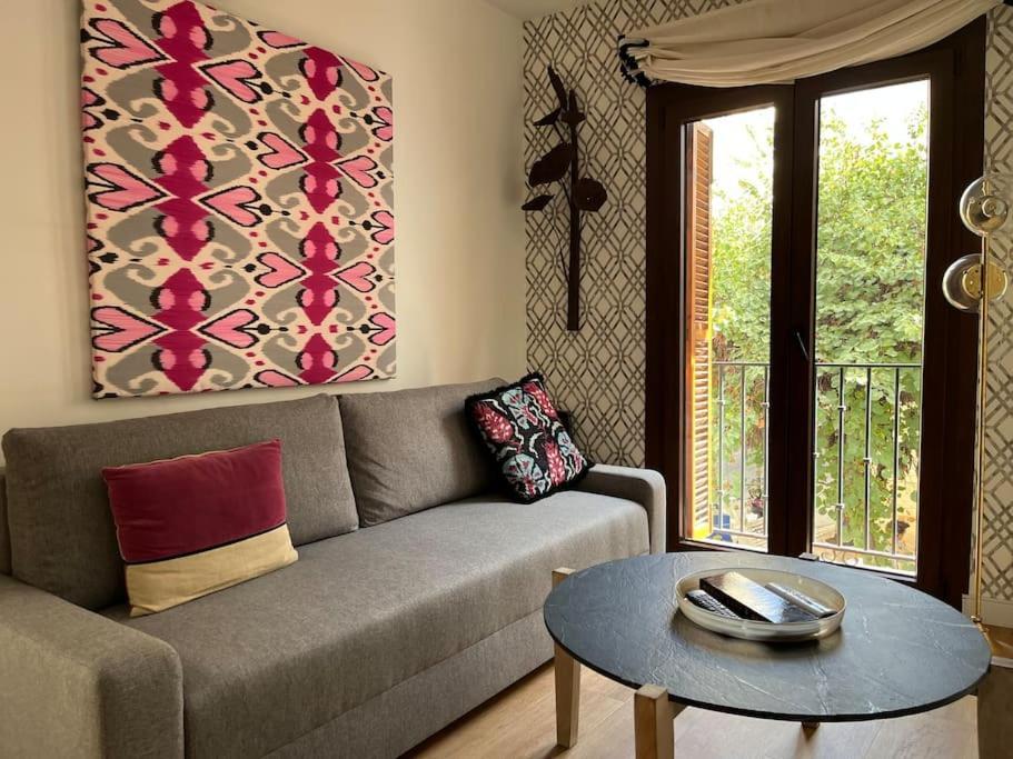 Modern & Nice Apartment. Old Town. Private Parking Siviglia Esterno foto