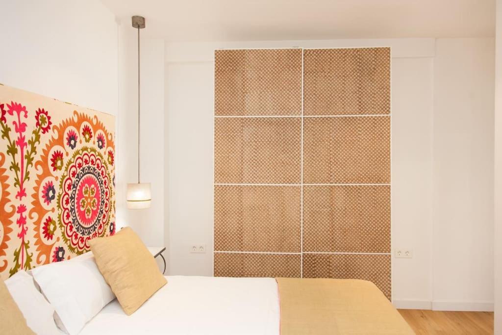Modern & Nice Apartment. Old Town. Private Parking Siviglia Esterno foto