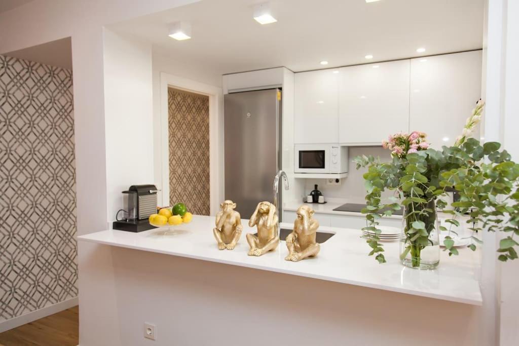 Modern & Nice Apartment. Old Town. Private Parking Siviglia Esterno foto